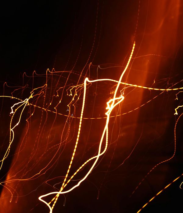 Abstract glowing lines representing steady rhythmic movement in purple space